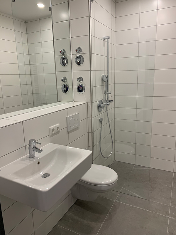 Schönes Bad